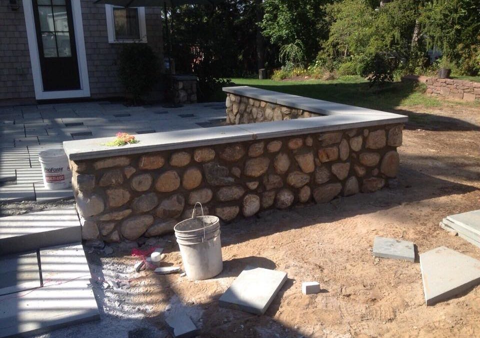 East Hampton, CT | Retaining Wall Build Contractor | Stone Walls